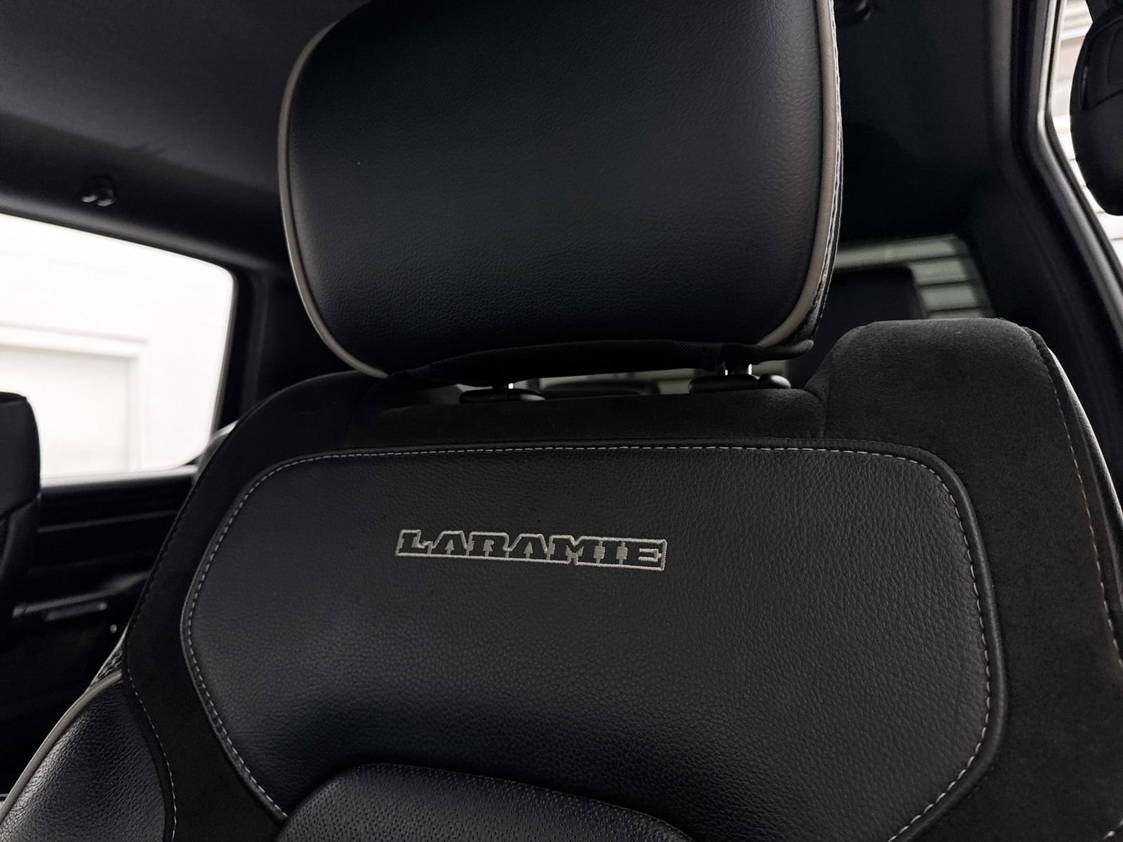 Used 2022 RAM 1500 Laramie w/ Sport Appearance Package image 3