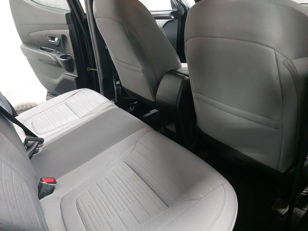 Used 2023 Hyundai Santa Cruz SEL image 11