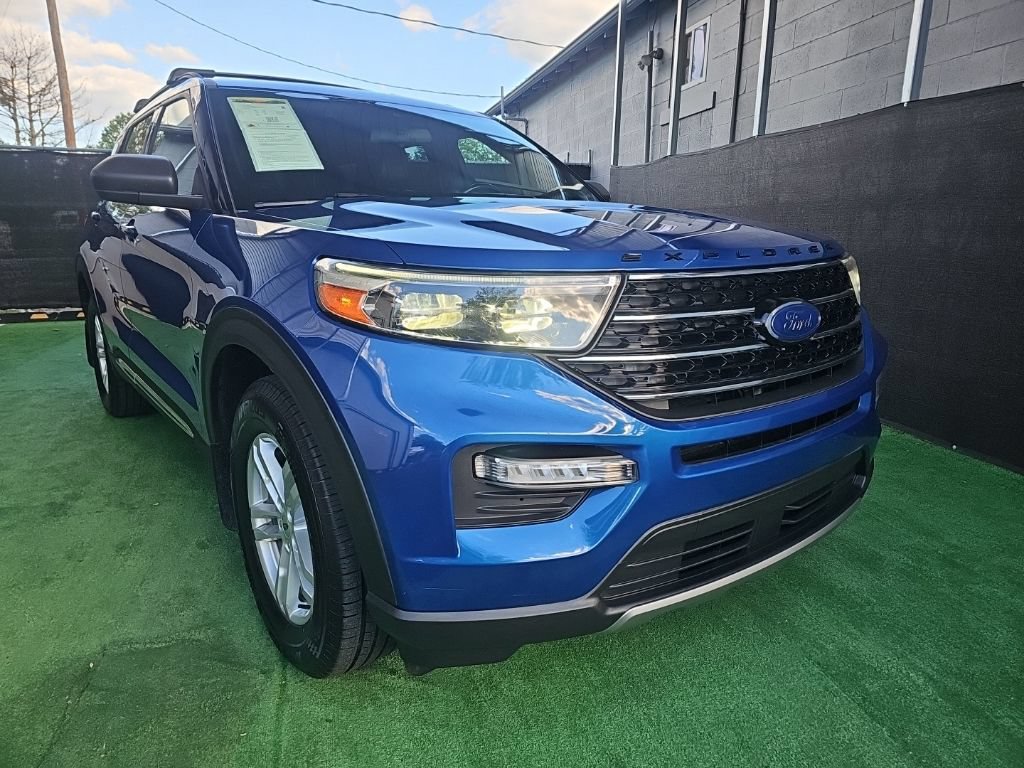 Used 2020 Ford Explorer XLT w/ Equipment Group 202A AWD/4WD image 1