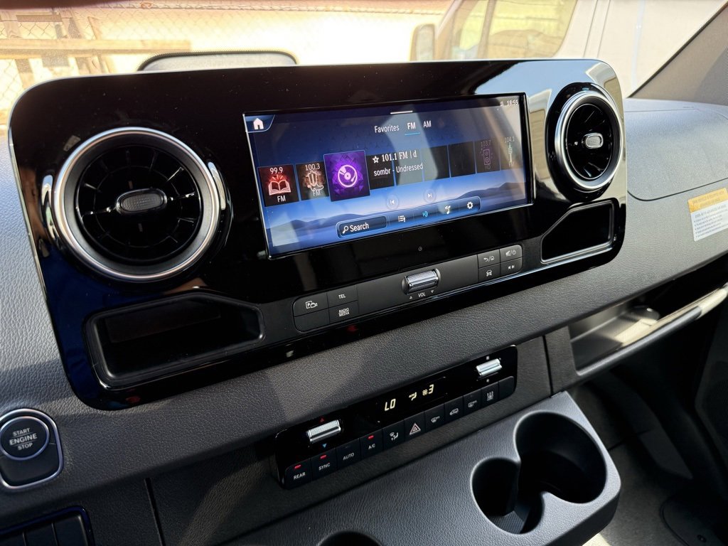 New 2025 Mercedes-Benz Sprinter 2500 image 8