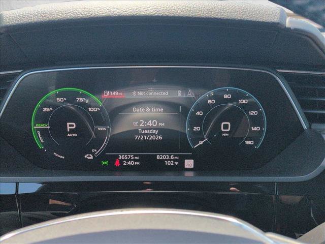 Used 2019 Audi e-tron Prestige w/ Prestige Package AWD/4WD image 11