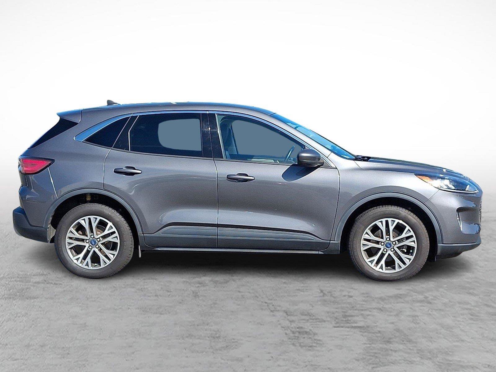 Used 2022 Ford Escape SEL AWD/4WD image 7