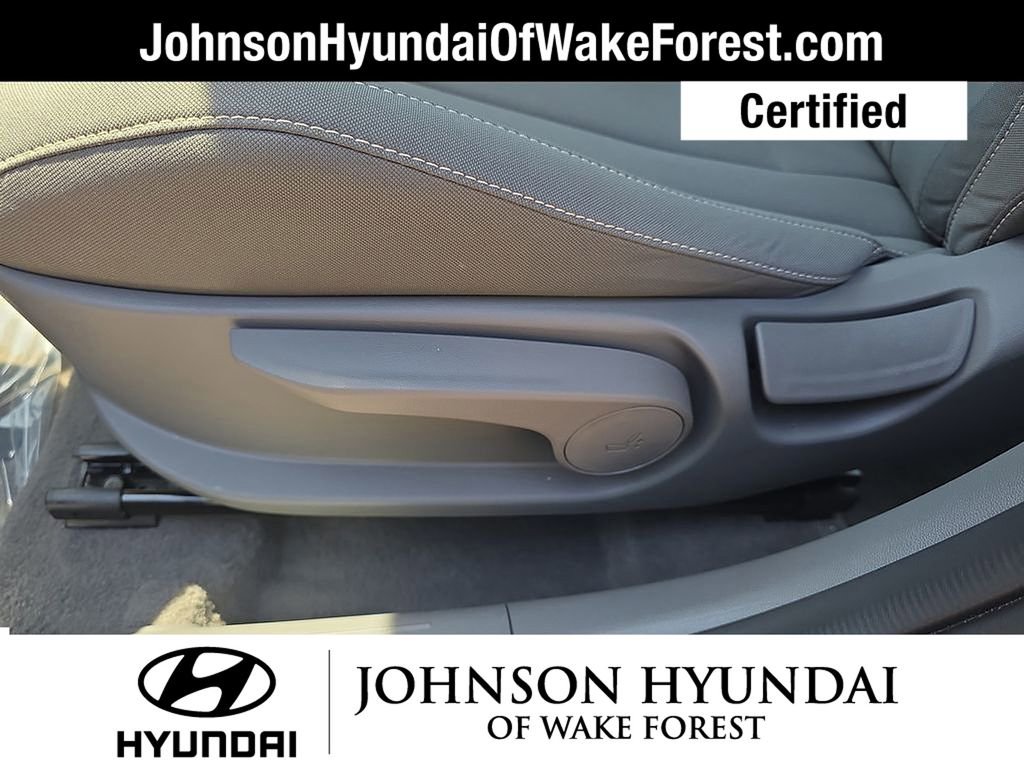 Certified 2025 Hyundai Elantra Sport FWD image 36