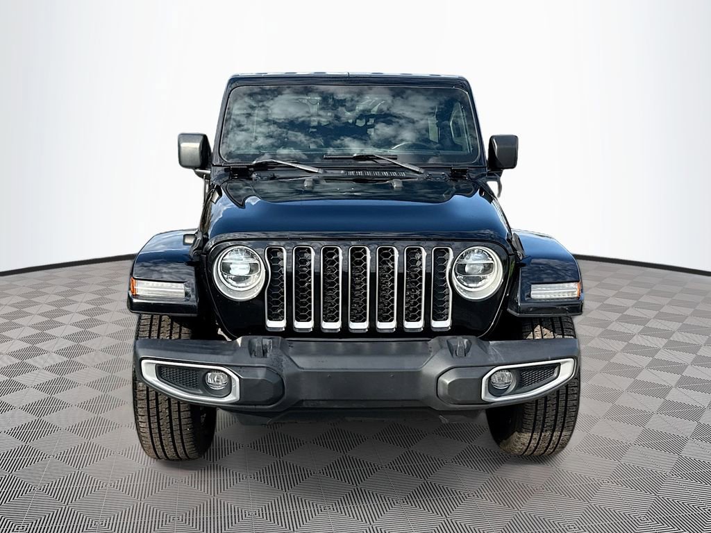 Used 2021 Jeep Wrangler Unlimited Sahara w/ Cold Weather Group AWD/4WD image 2