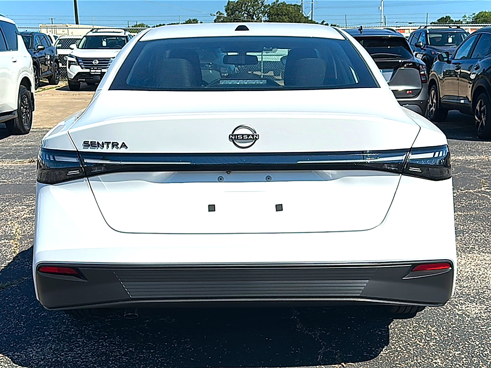 New 2026 Nissan Sentra SV w/ SV Convenience Package FWD image 7