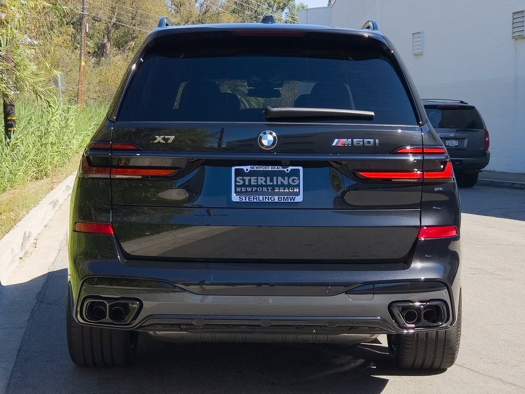 New 2026 BMW X7 M60i image 6