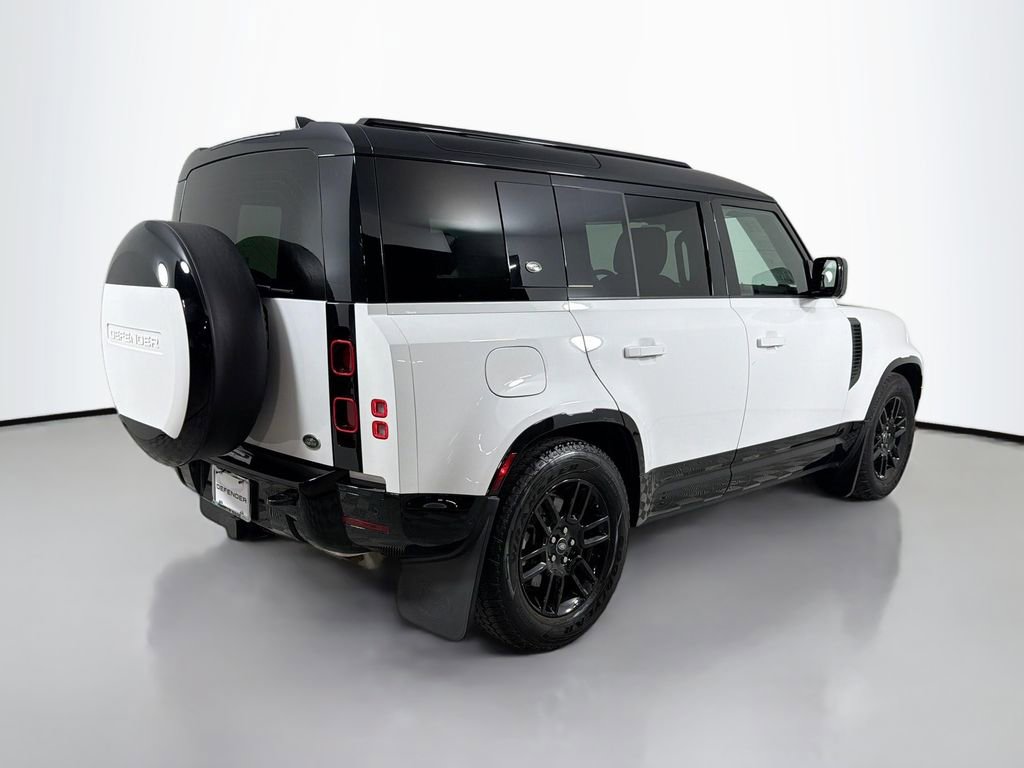 Certified 2023 Land Rover Defender 110 X-Dynamic SE AWD/4WD image 5