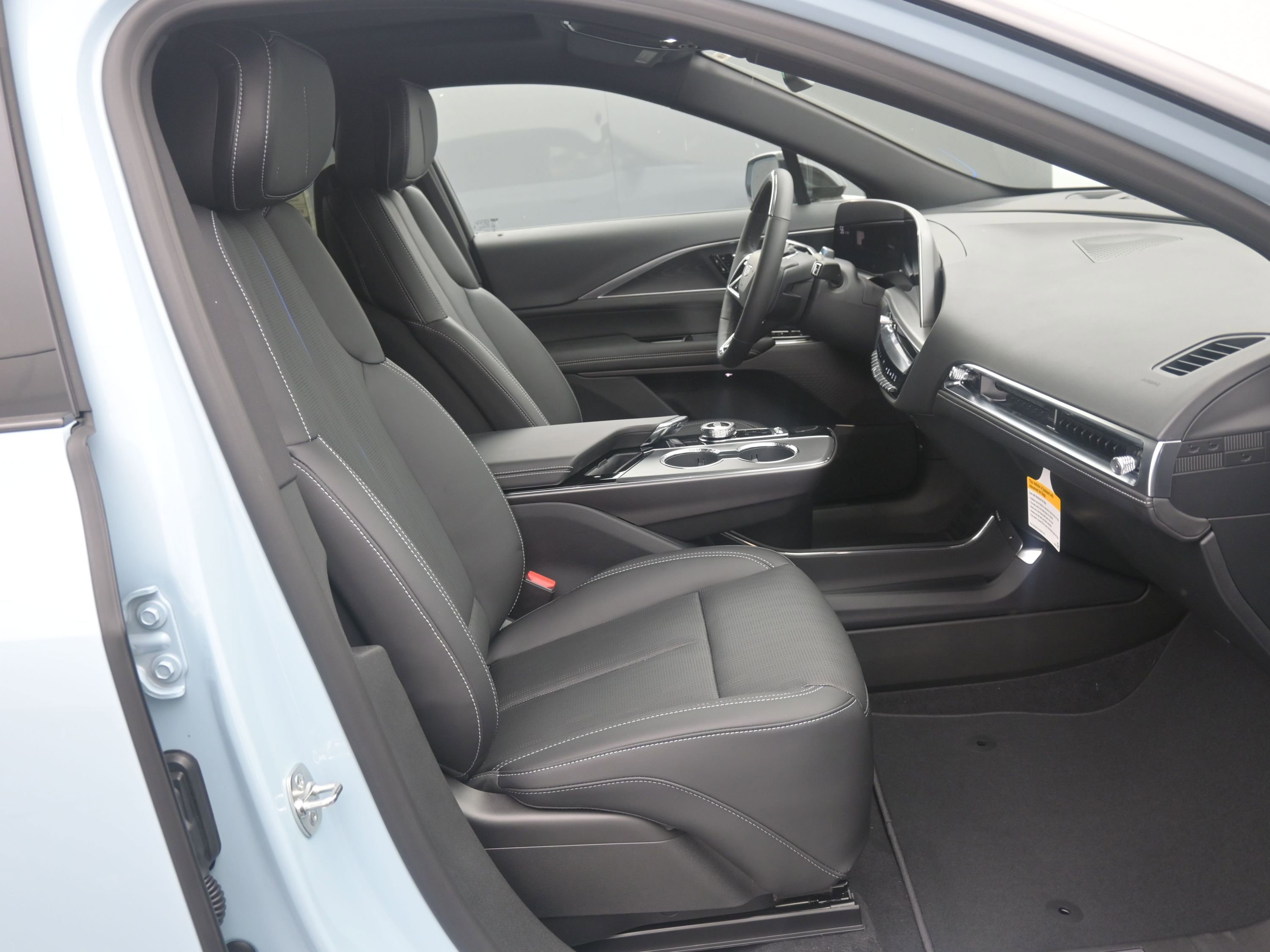 New 2026 Cadillac Lyriq Sport image 13