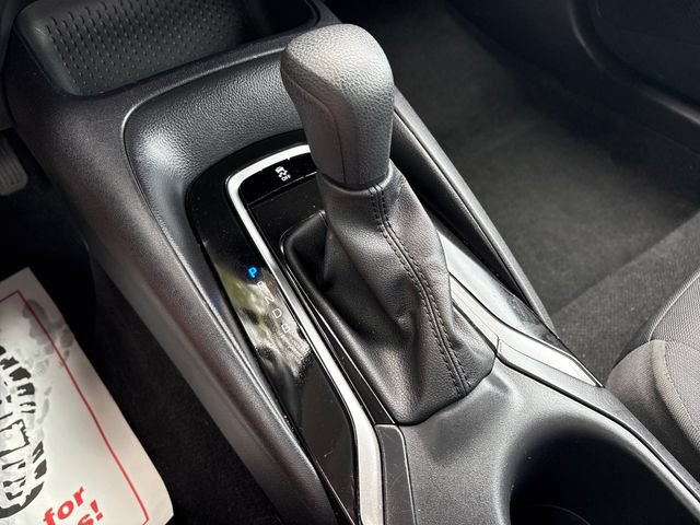 Used 2025 Toyota Corolla LE FWD image 17