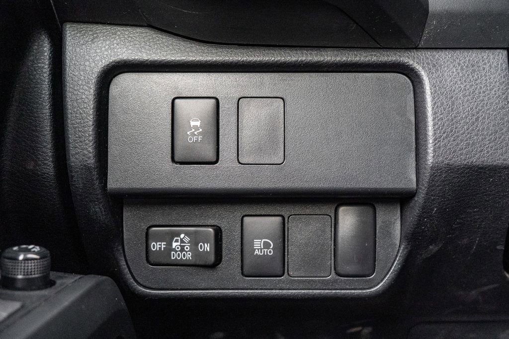 Certified 2023 Toyota Tacoma SR image 19
