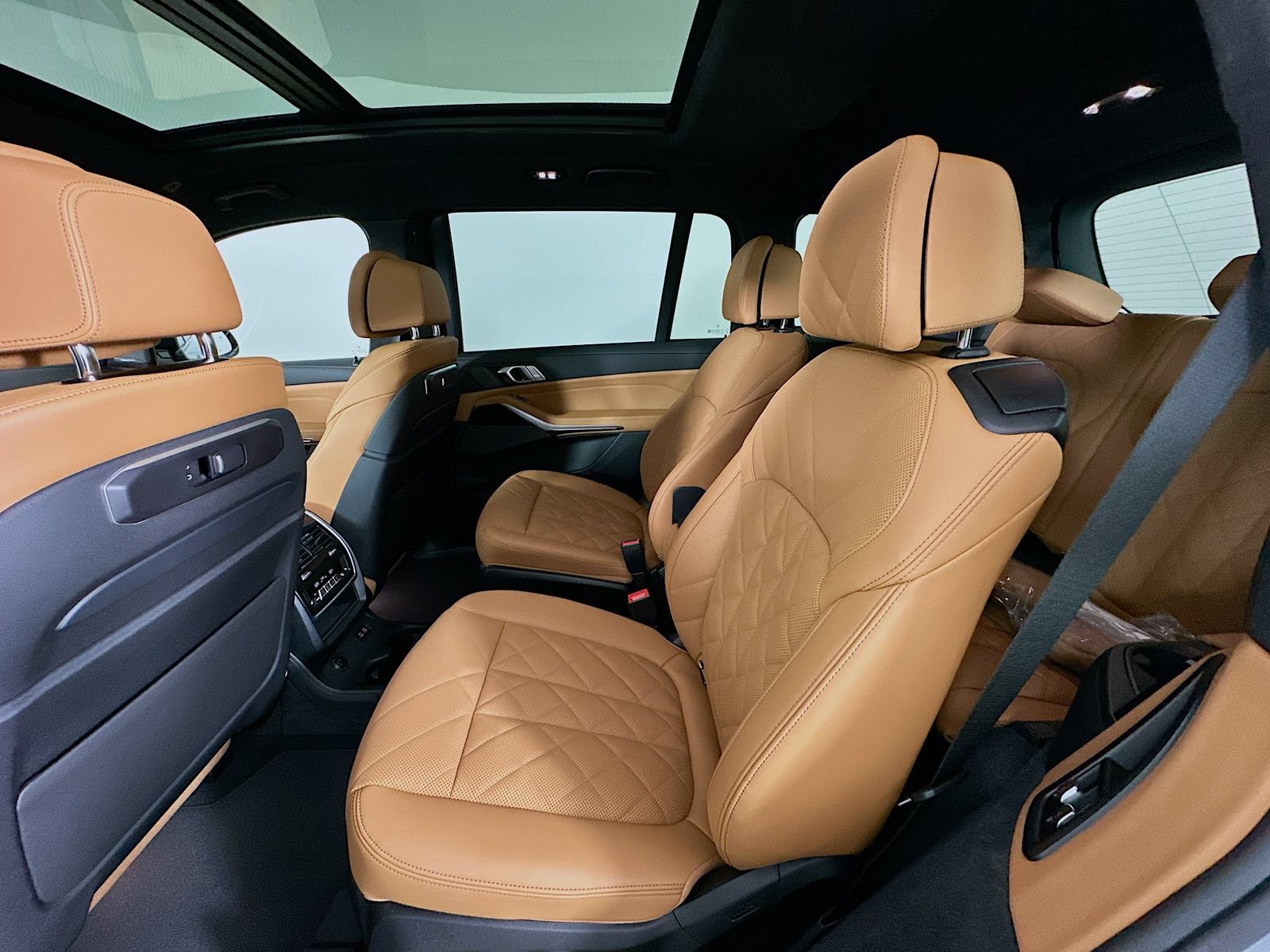 New 2027 BMW X7 xDrive40i w/ Executive Package AWD/4WD image 37