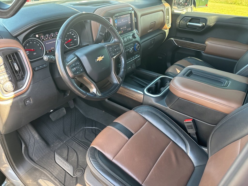 Used 2019 Chevrolet Silverado 1500 High Country w/ High Country Premium Package image 38