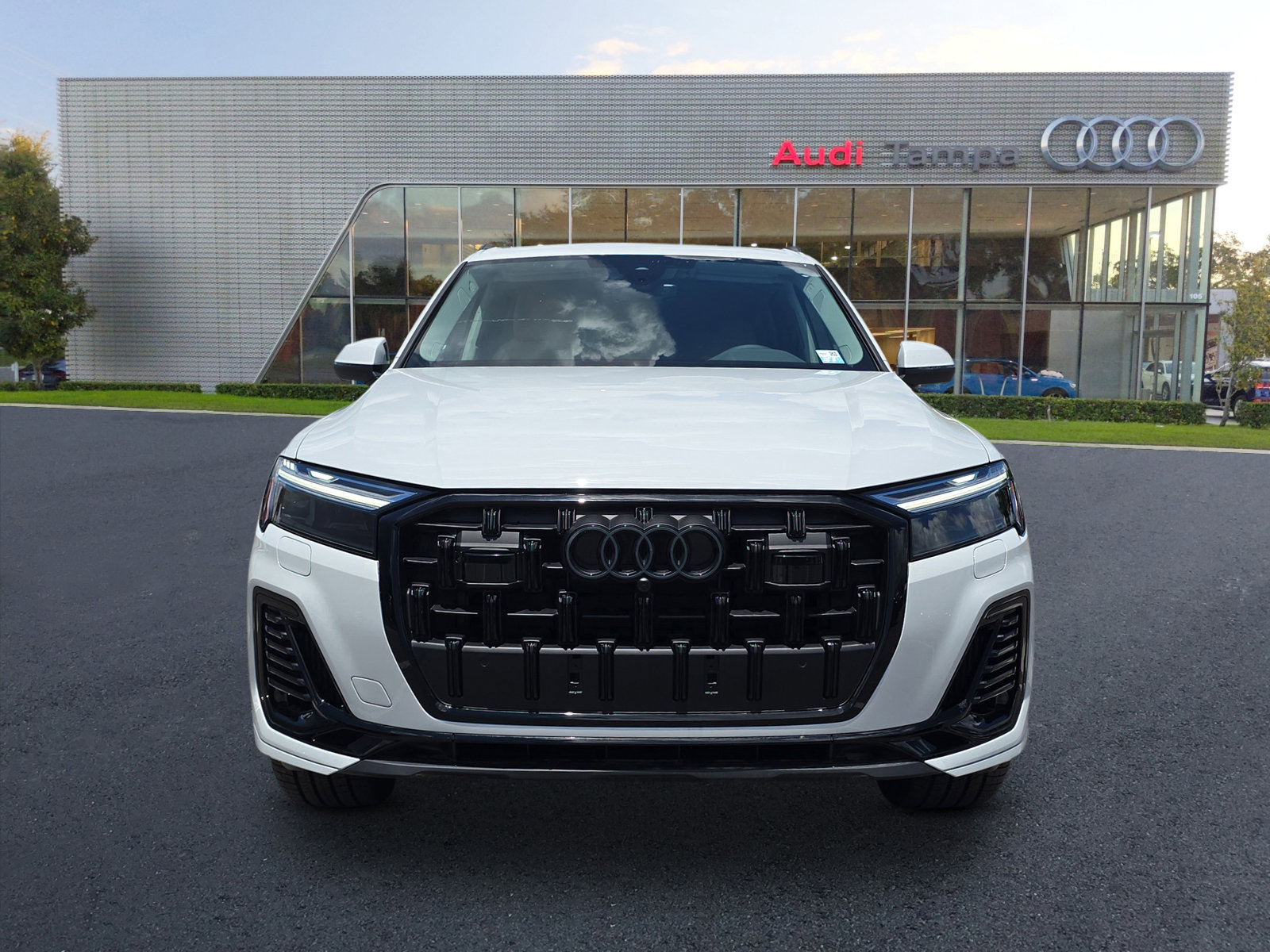 New 2025 Audi Q7 Premium Plus image 2