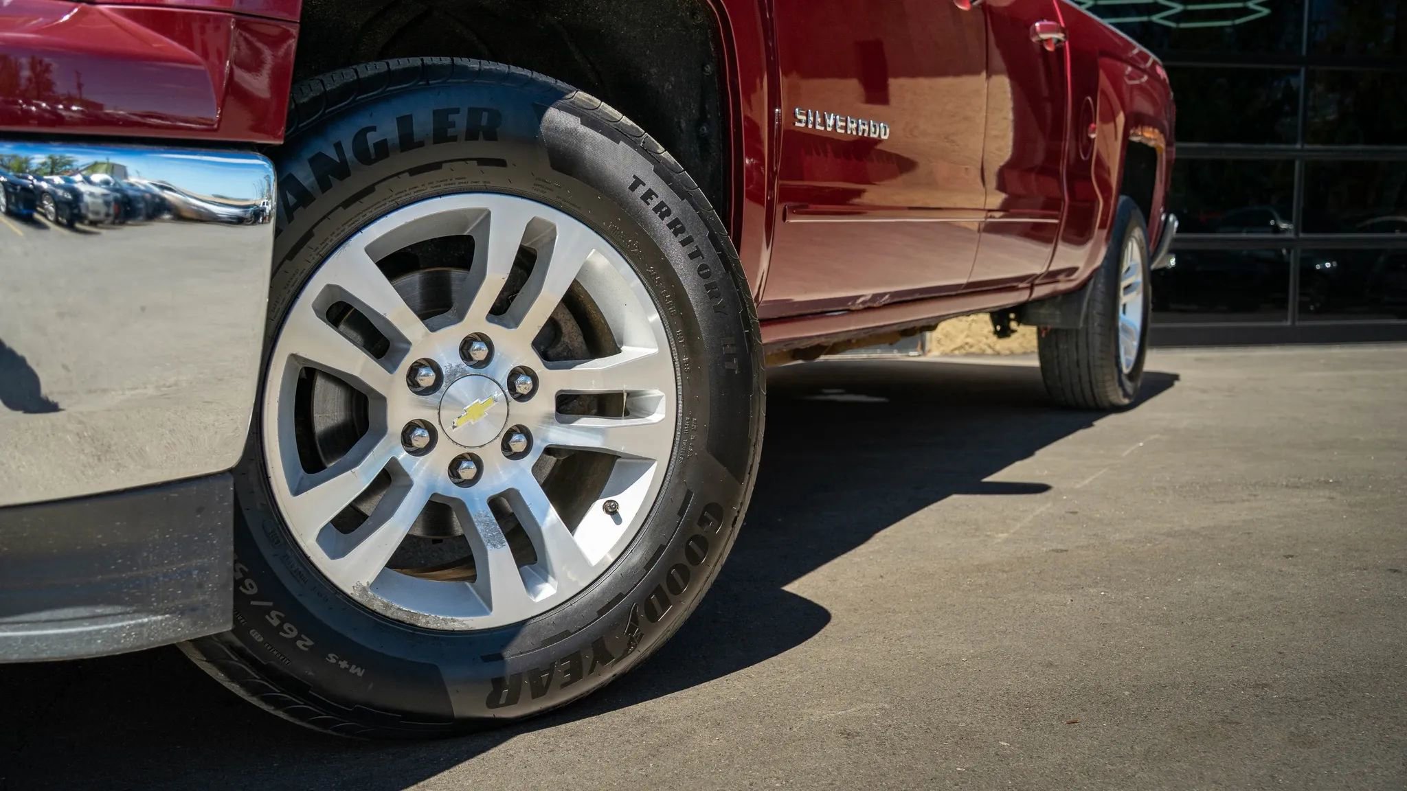 Used 2015 Chevrolet Silverado 1500 LT AWD/4WD image 17