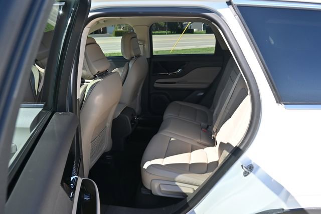 Used 2020 Lincoln Corsair AWD image 24