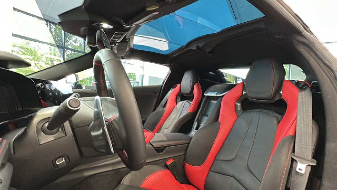 Used 2023 Chevrolet Corvette Z06 image 15