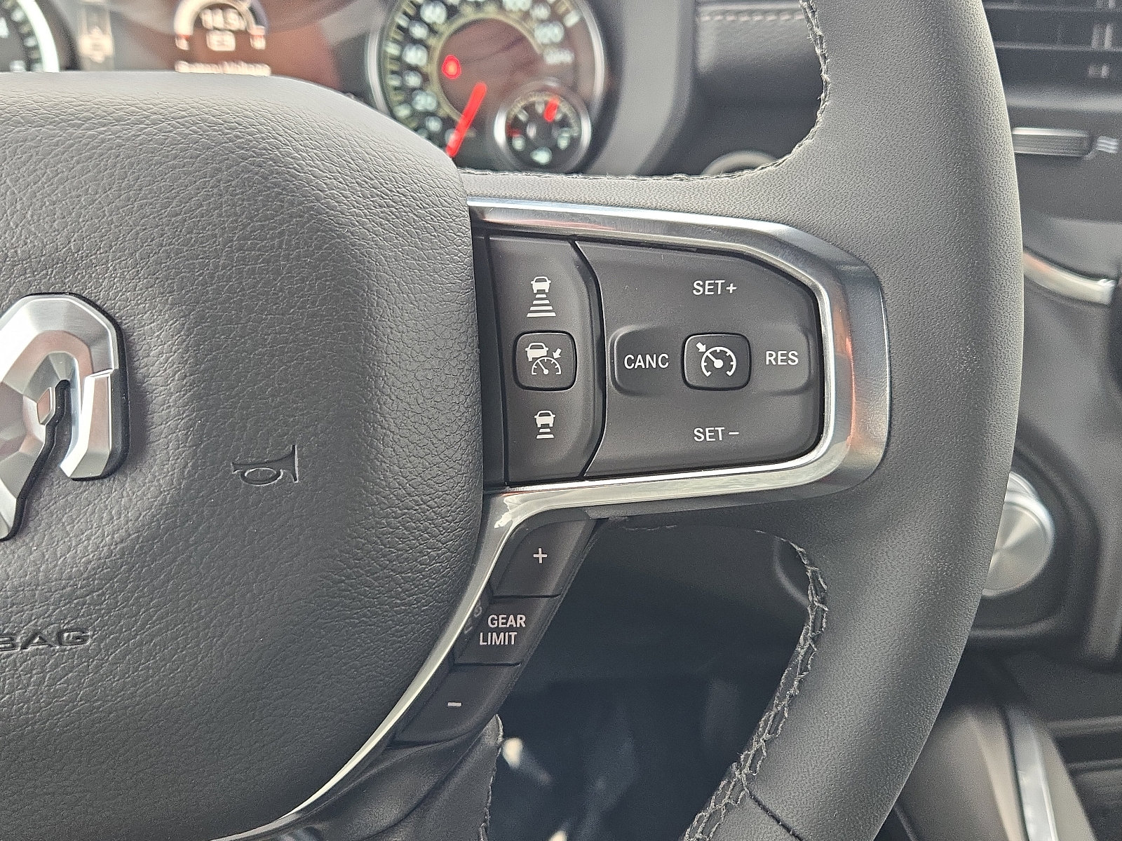 New 2025 RAM 1500 Laramie image 23