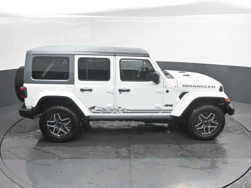 New 2026 Jeep Wrangler Unlimited Sahara w/ Rockslide Package AWD/4WD image 33
