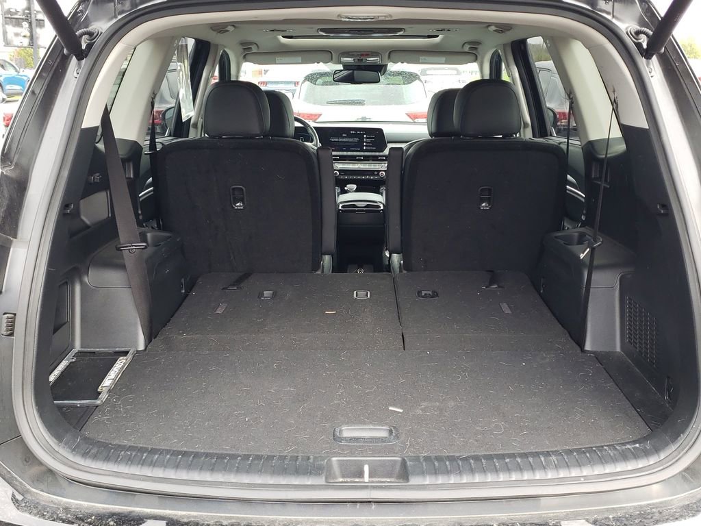 Used 2025 Kia Telluride EX w/ EX Captain's Chair Package image 5