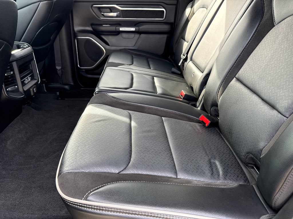 Used 2023 RAM 1500 Laramie AWD/4WD image 16