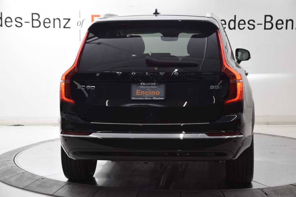 Used 2023 Volvo XC90 B5 Plus w/ Protection Package Premier AWD/4WD image 5