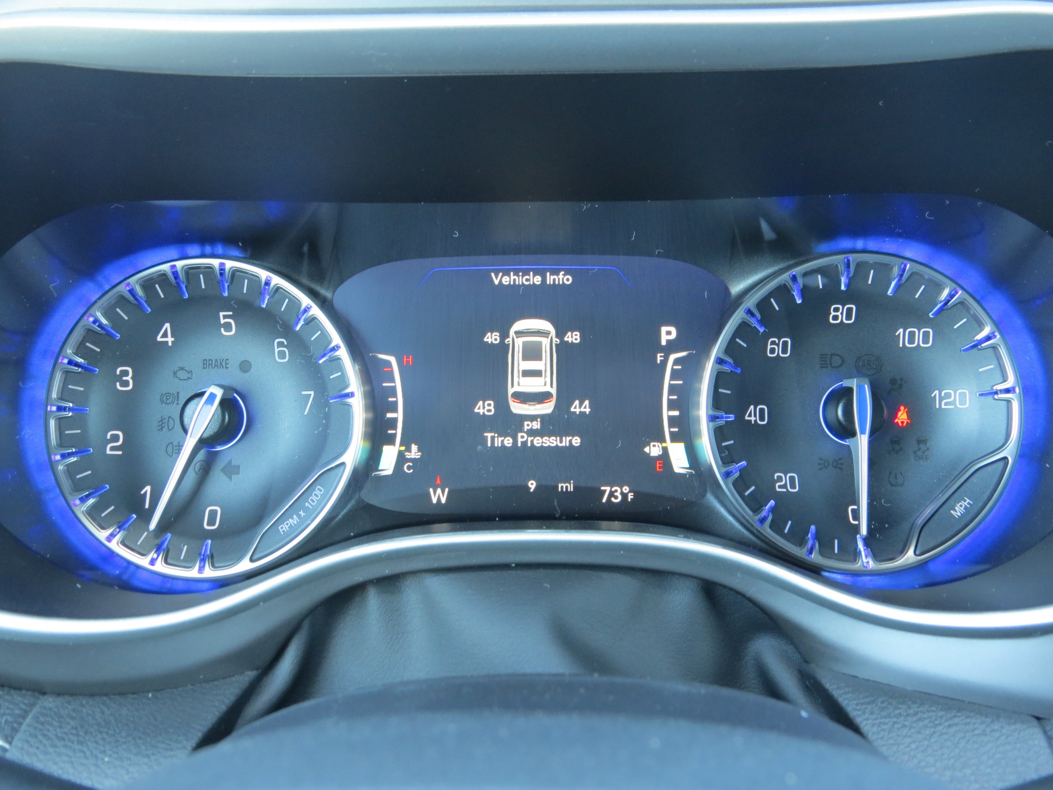 New 2027 Chrysler Pacifica Select FWD image 19