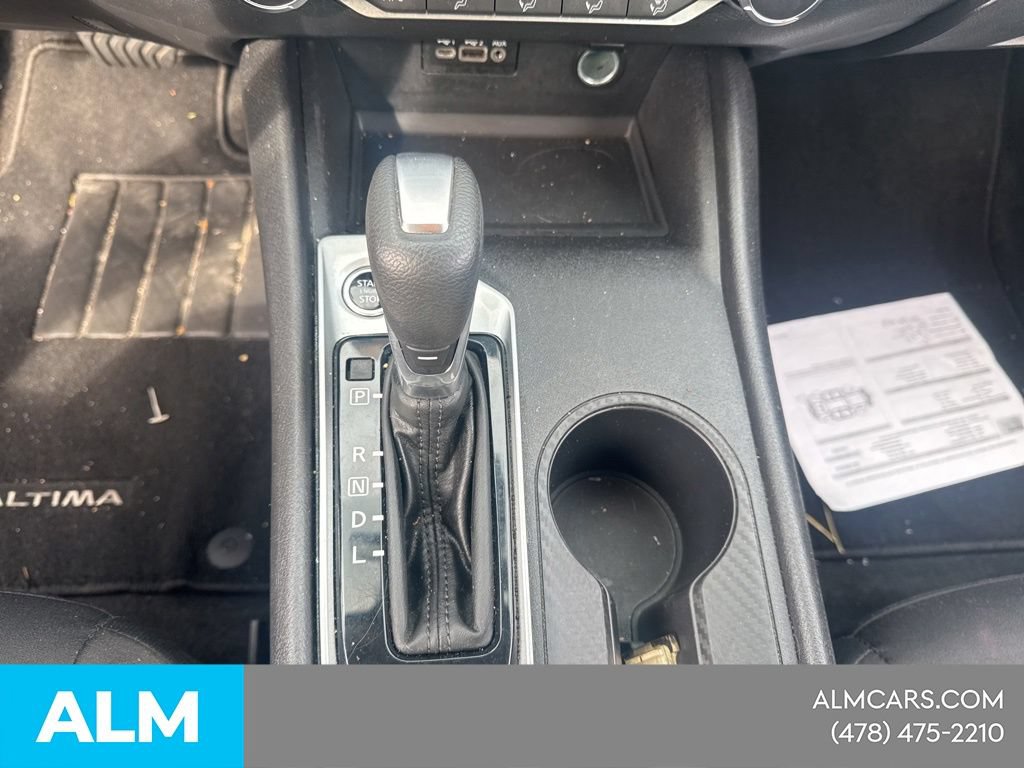 Used 2025 Nissan Altima 2.5 SV FWD image 19