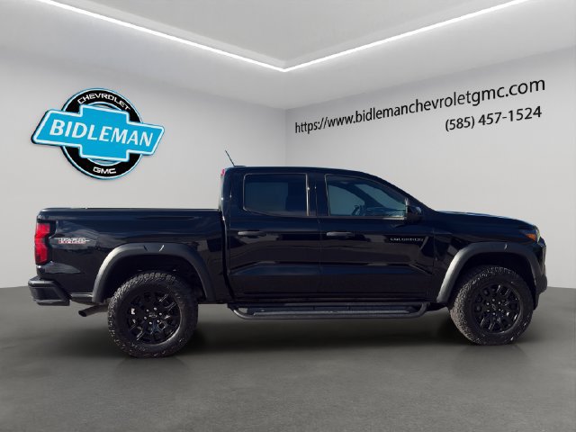 Used 2024 Chevrolet Colorado Trail Boss w/ Safety Package AWD/4WD image 9