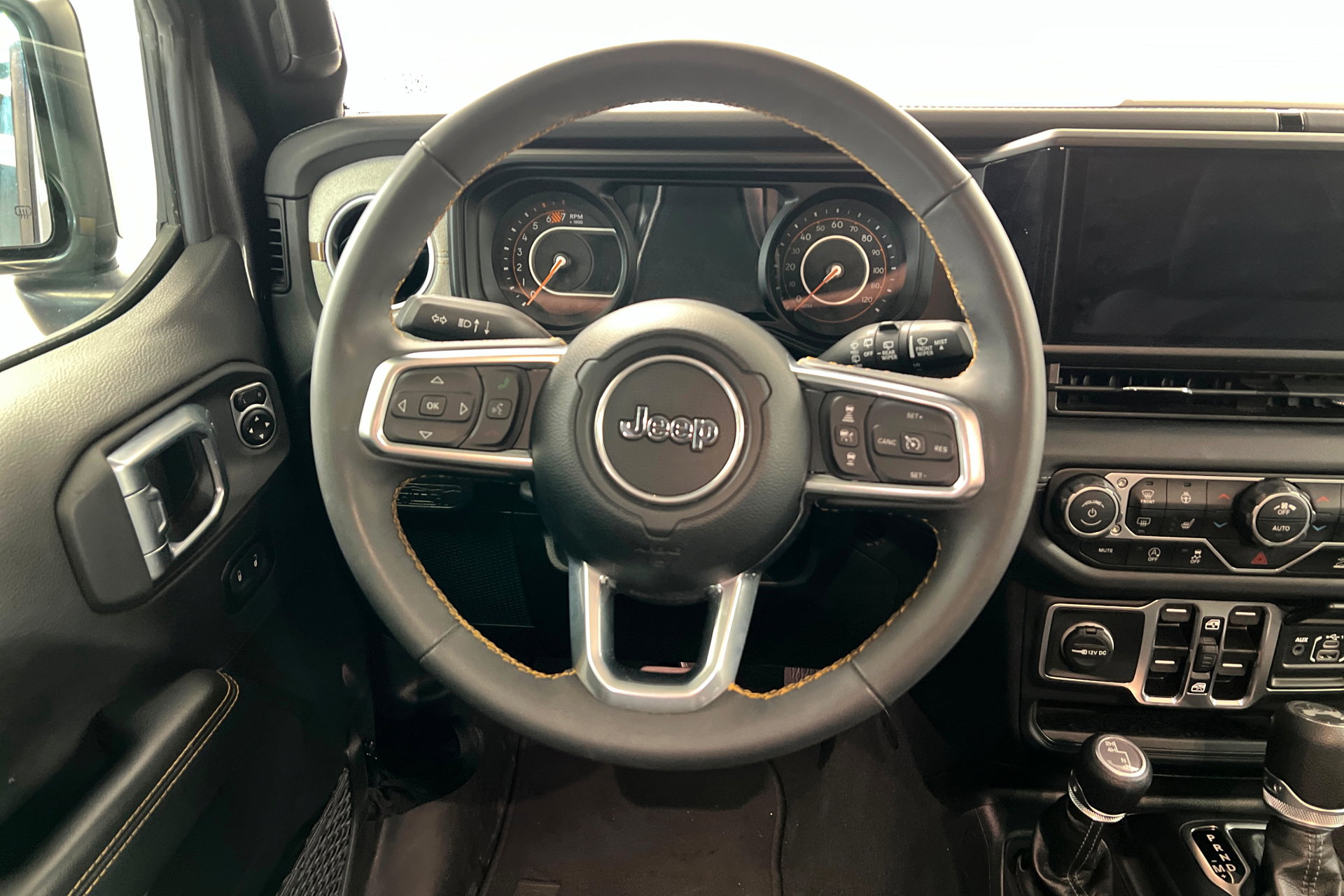 Certified 2025 Jeep Wrangler Sahara image 12