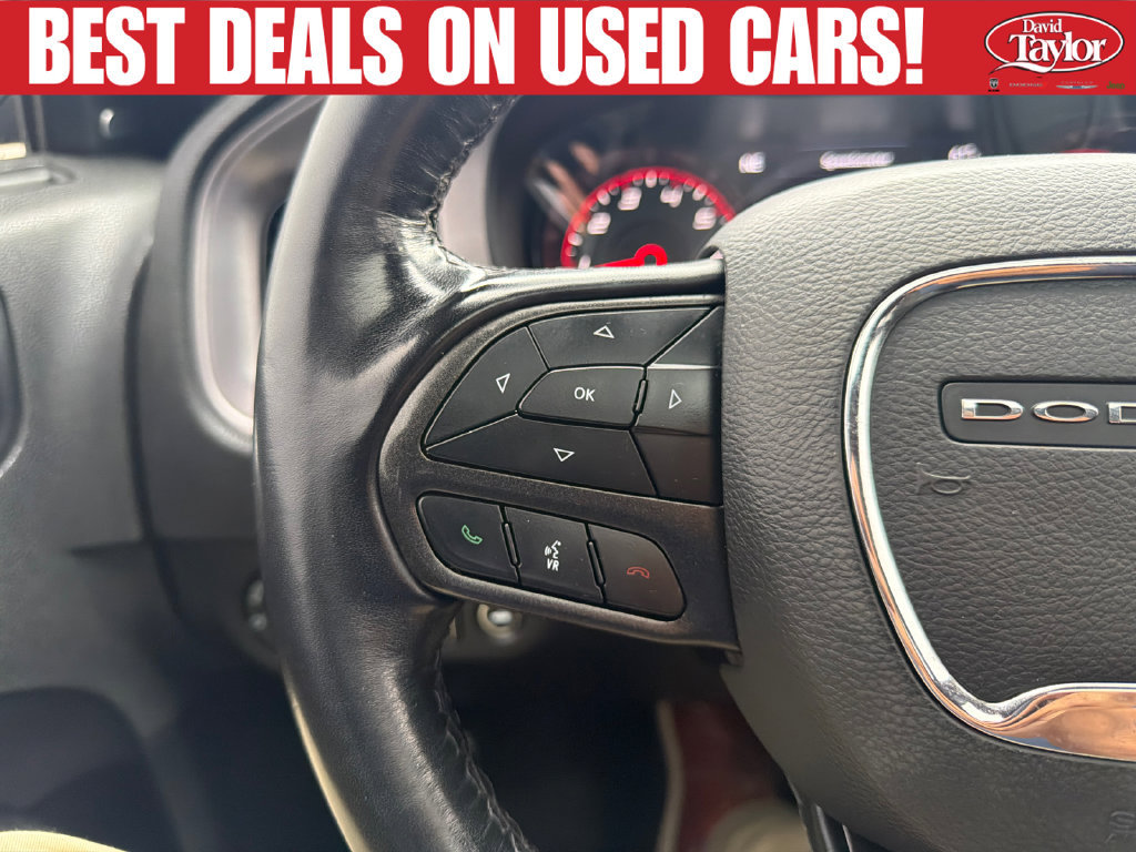 Used 2023 Dodge Charger SXT w/ Blacktop Package AWD/4WD image 16