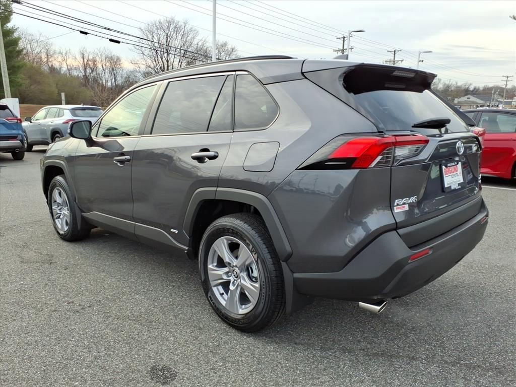 New 2025 Toyota RAV4 XLE image 7