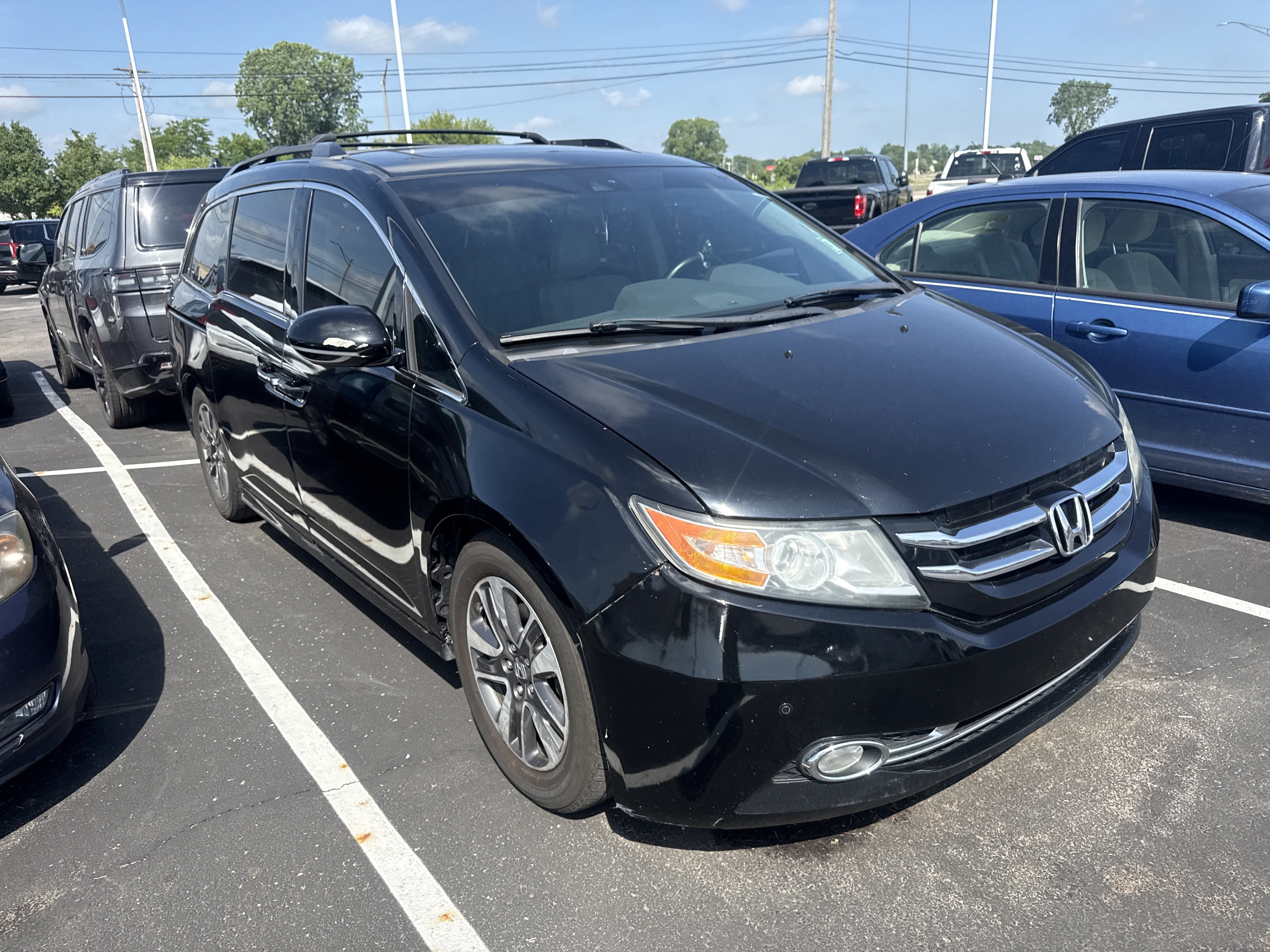 Used 2014 Honda Odyssey Touring image 5