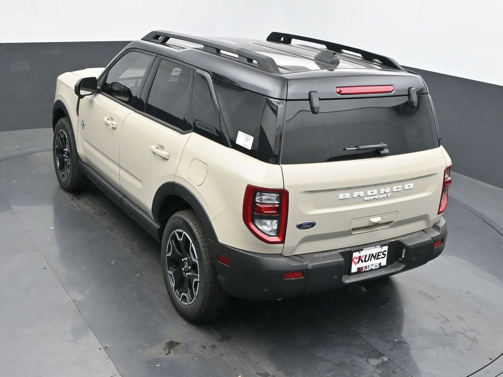New 2025 Ford Bronco Sport Outer Banks w/ Outer Banks Tech Package+ image 40
