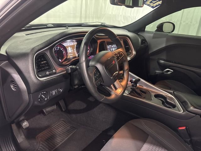 Used 2019 Dodge Challenger SXT w/ Blacktop Package image 13