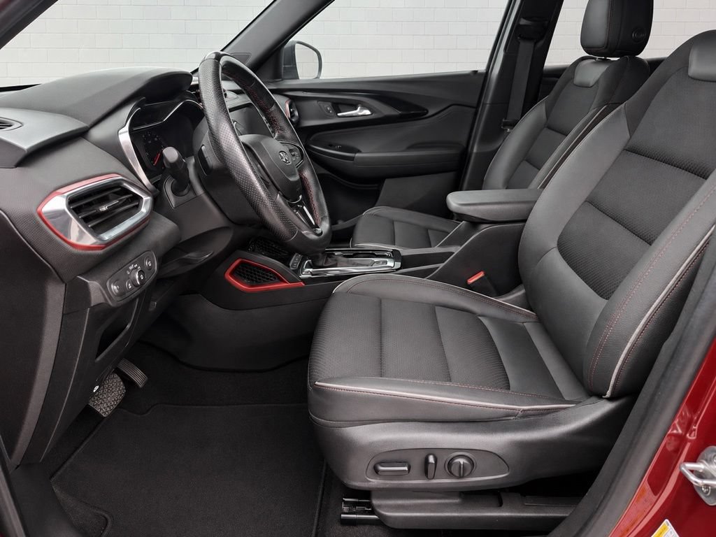 Used 2022 Chevrolet TrailBlazer RS FWD image 7