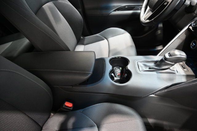 Used 2023 Toyota Venza LE AWD/4WD image 19