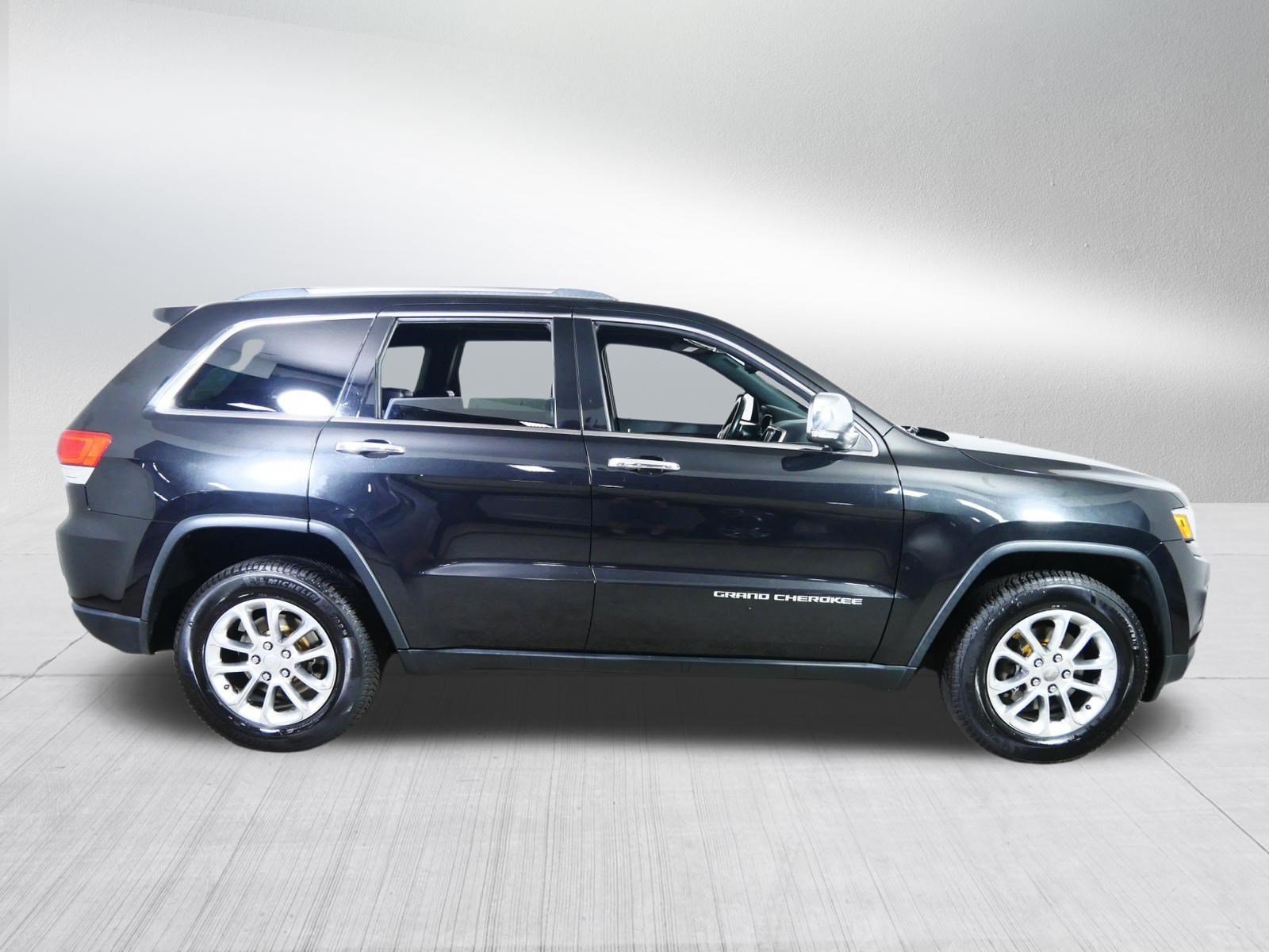 Used 2014 Jeep Grand Cherokee Limited w/ Luxury Group II AWD/4WD image 8