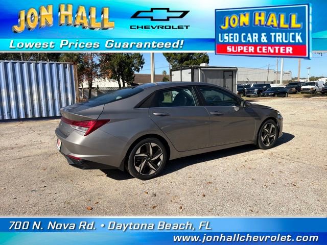 Used 2023 Hyundai Elantra Limited image 10