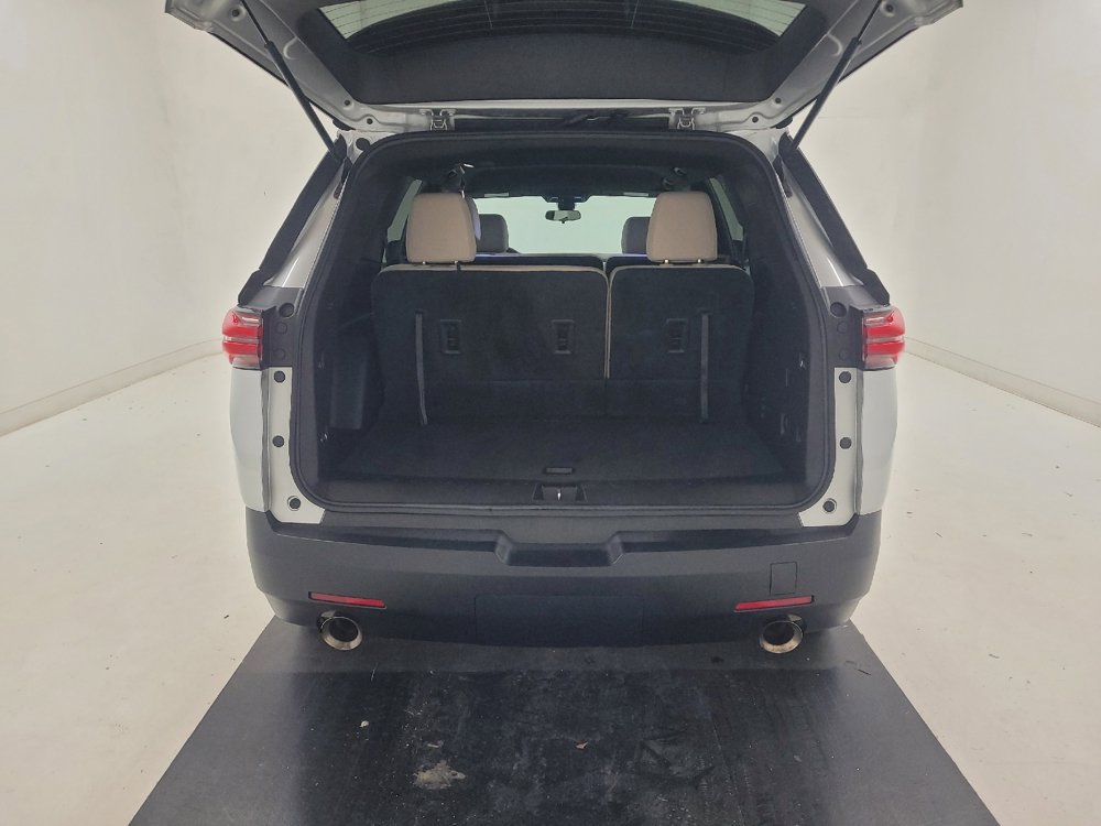 Used 2022 Chevrolet Traverse LS w/ LPO, Cargo Package AWD/4WD image 29