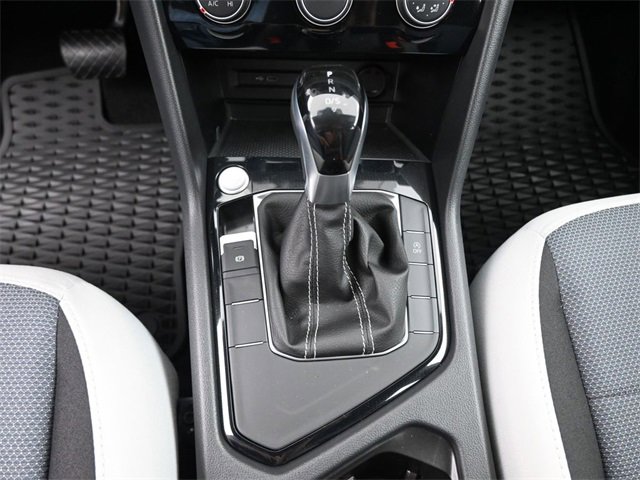 New 2025 Volkswagen Taos S image 9