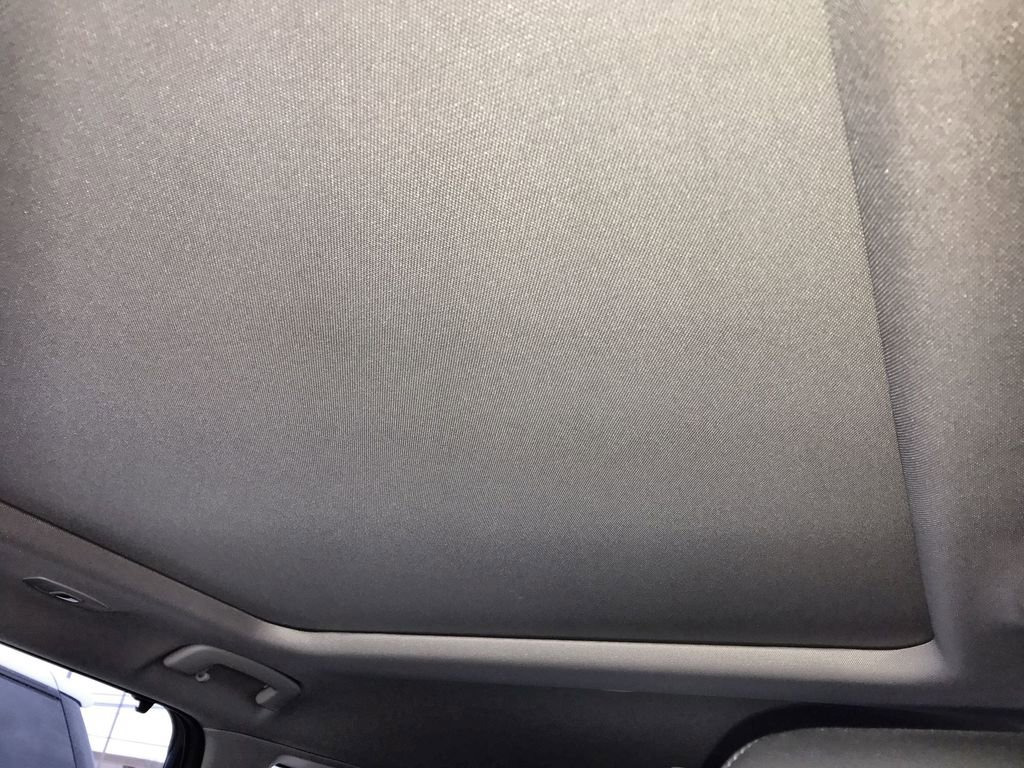 Used 2023 Nissan Rogue SL w/ SL Premium Package image 22