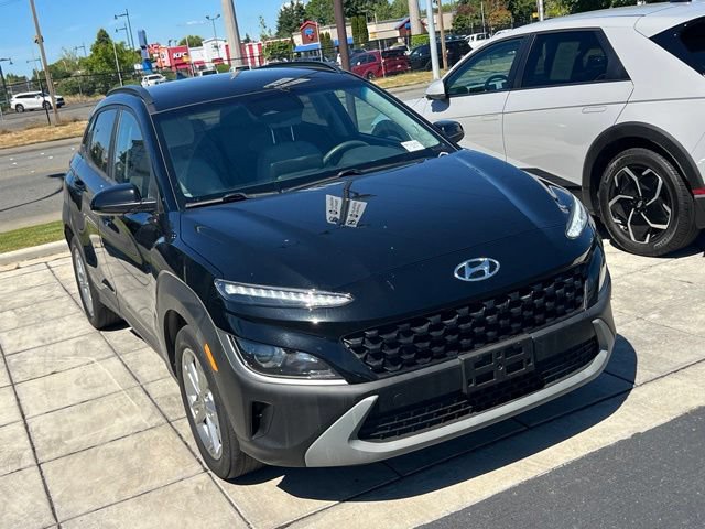 Used 2023 Hyundai Kona SEL w/ Cargo Package AWD/4WD image 5