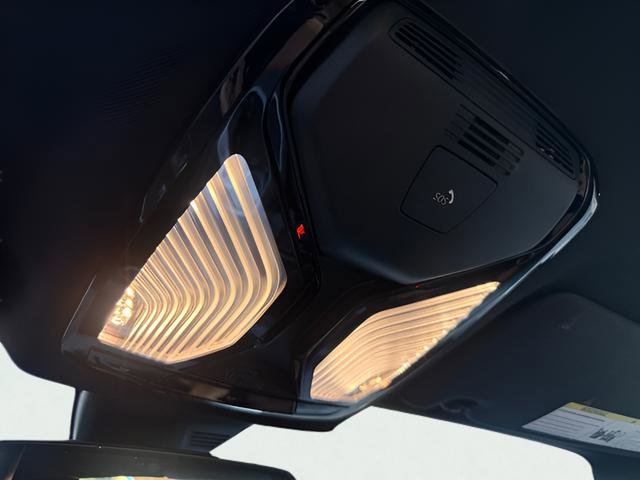 Used 2023 BMW 230i Coupe image 20