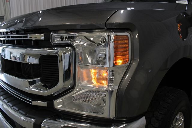 Used 2021 Ford F250 XLT w/ XLT Premium Package AWD/4WD image 32