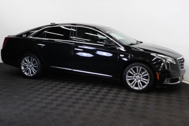 Used 2018 Cadillac XTS Luxury FWD image 4