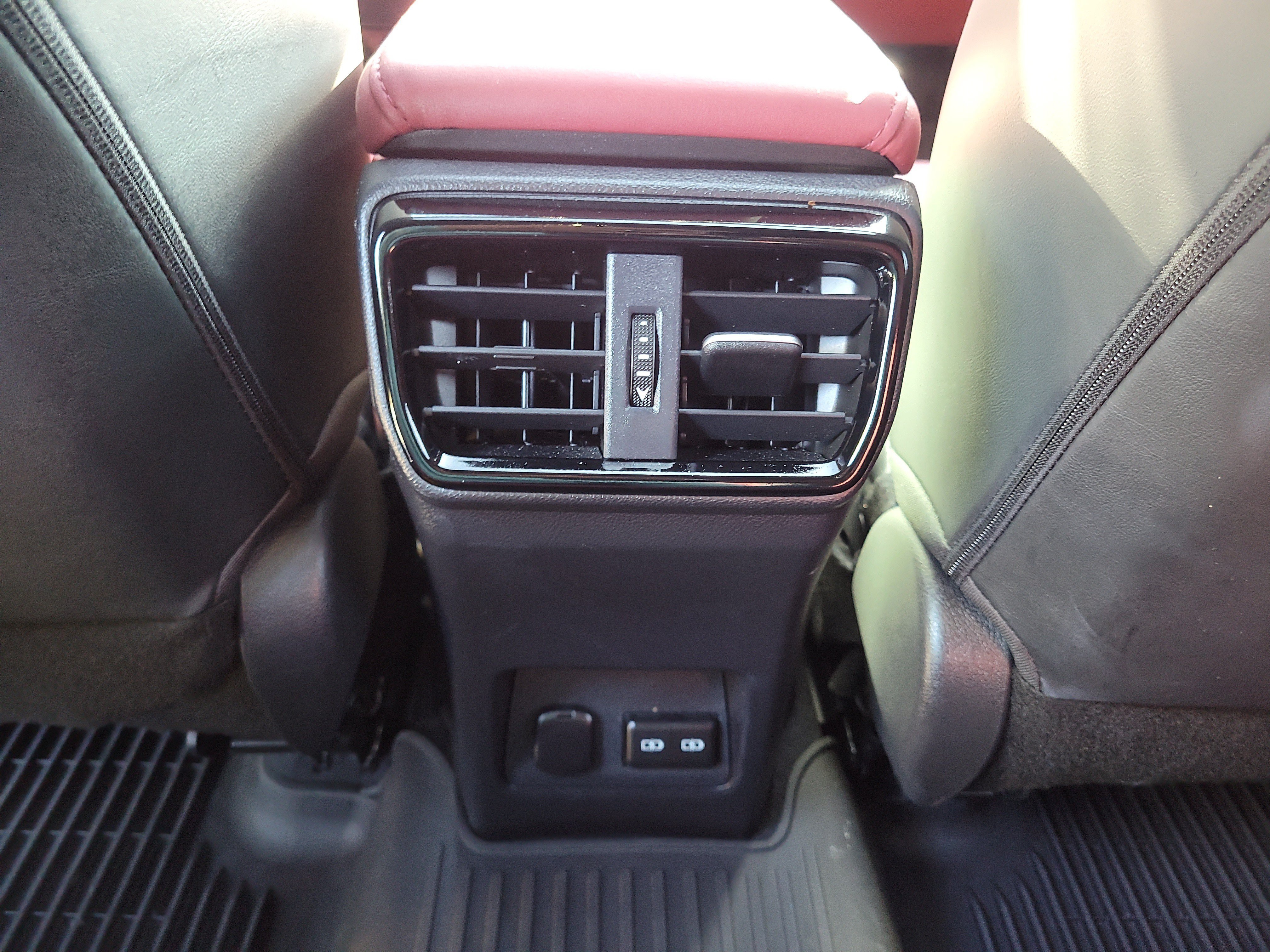 Used 2025 Lexus NX 250 FWD w/ Accessory Package (2T) image 17