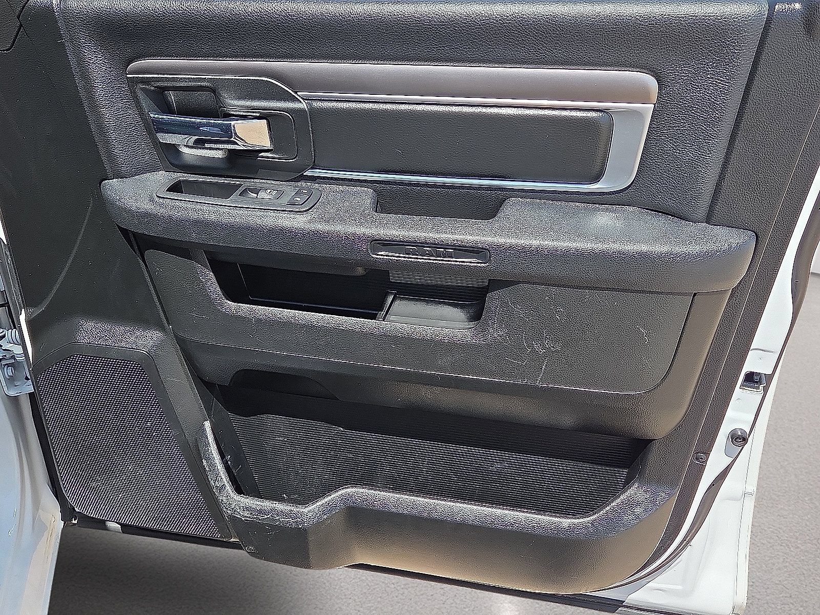 Used 2024 RAM 1500 Classic Warlock AWD/4WD image 14
