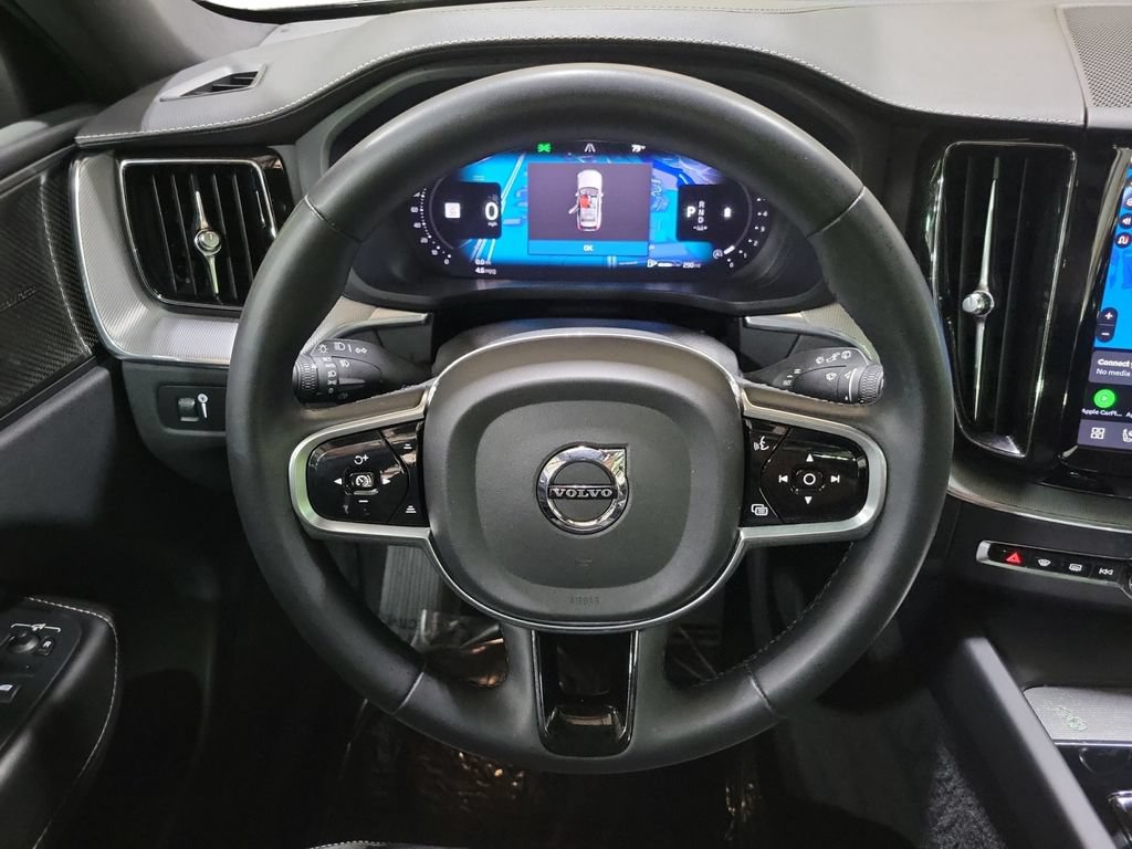 Used 2022 Volvo XC60 B6 R-Design w/ Advanced Package AWD/4WD image 24