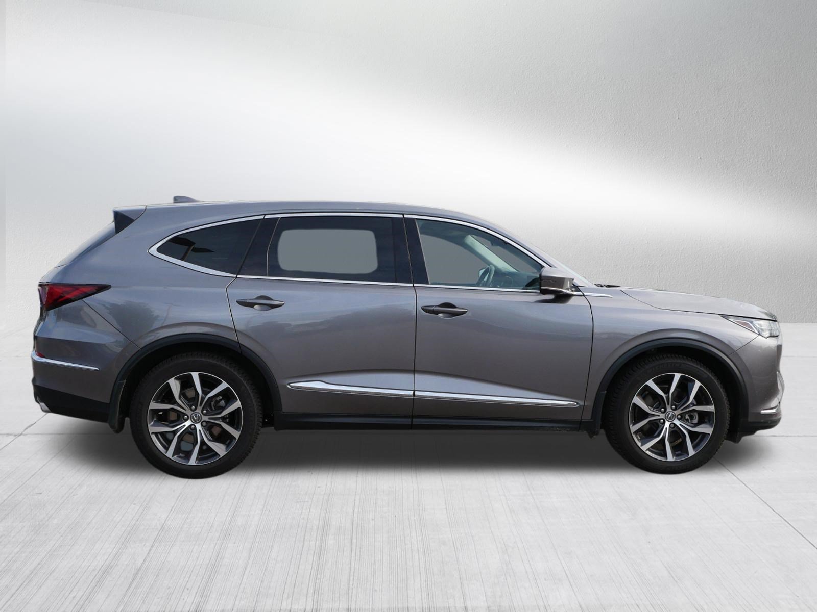 Used 2022 Acura MDX w/ Technology Package AWD/4WD image 8