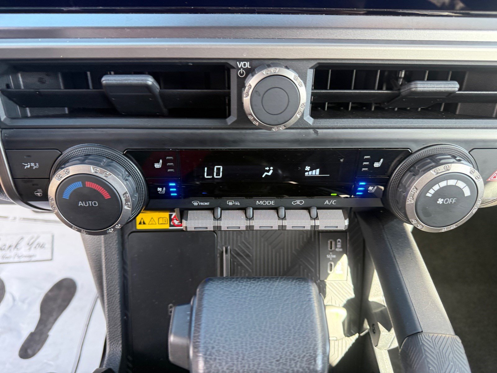 Used 2025 Toyota 4Runner TRD Off-Road Premium AWD/4WD image 12
